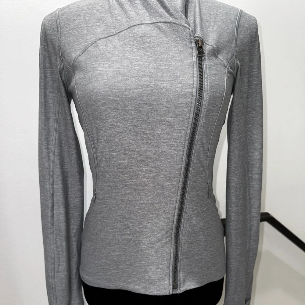 Lululemon Precision Jacket - Picture 9 of 15